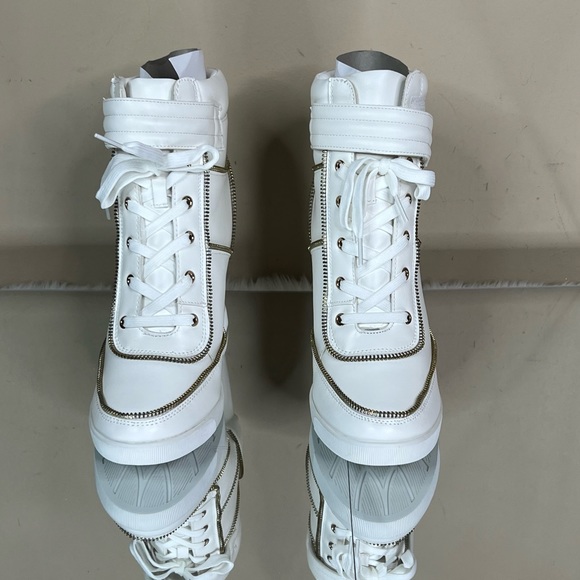 Shoe Dazzle Colette White Wedge Sneaker - Picture 6 of 7